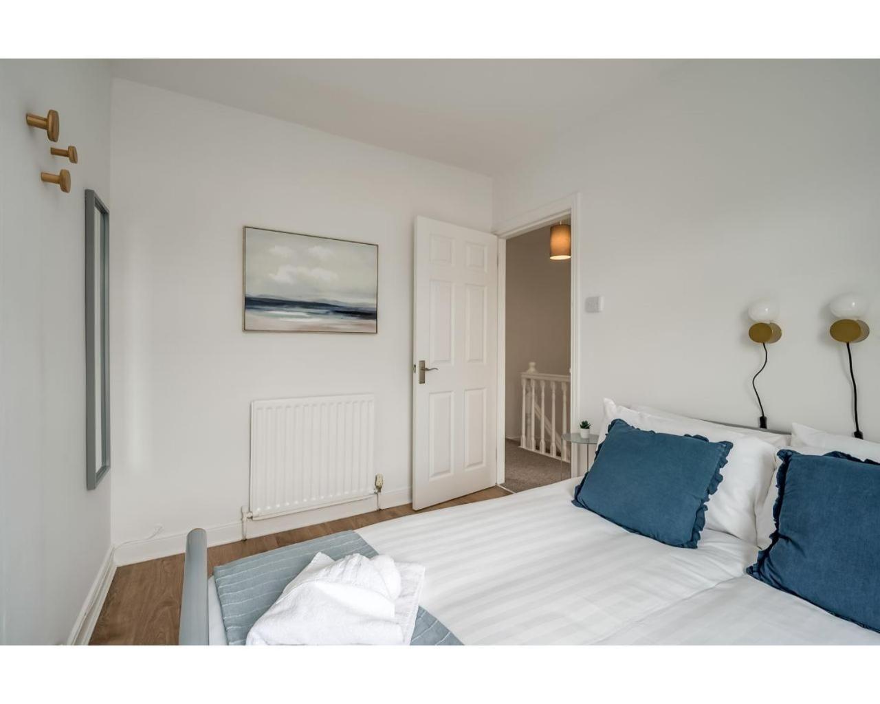 Central Belfast Apartments Belfast Work-Rest-Play R&R Oda fotoğraf