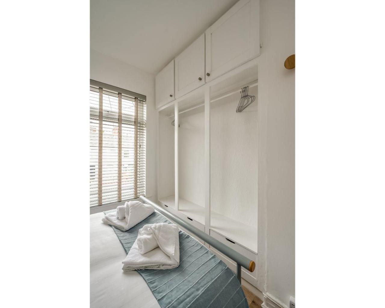 Central Belfast Apartments Belfast Work-Rest-Play R&R Oda fotoğraf