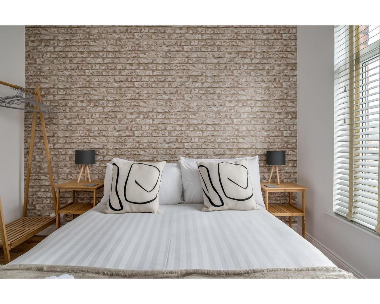 Central Belfast Apartments Belfast Work-Rest-Play R&R Oda fotoğraf