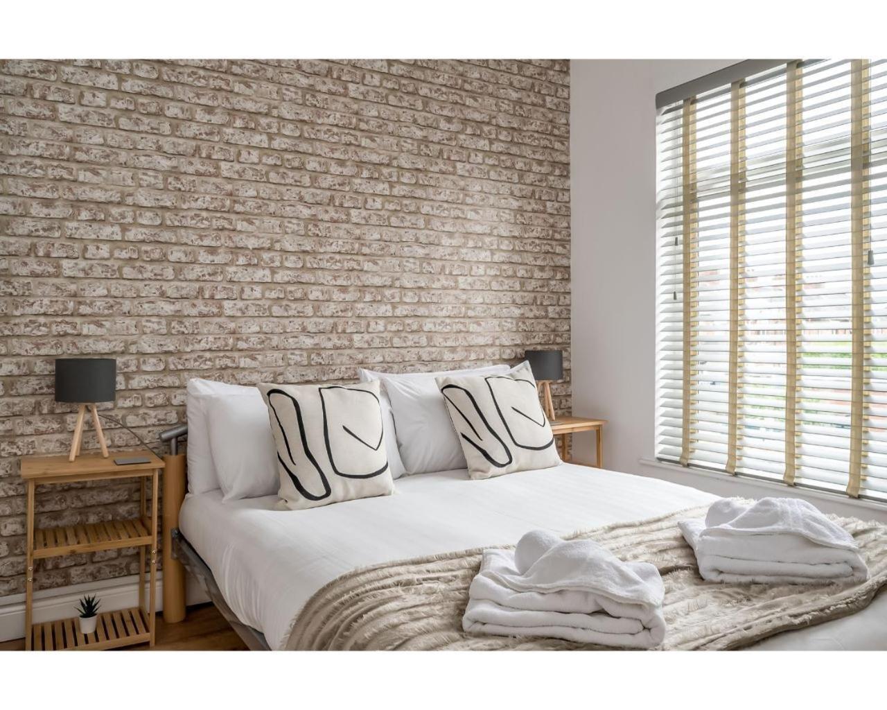 Central Belfast Apartments Belfast Work-Rest-Play R&R Oda fotoğraf